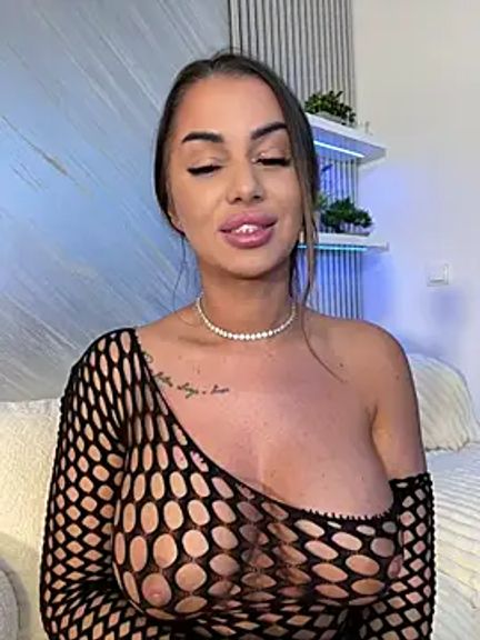 KirstieVegas