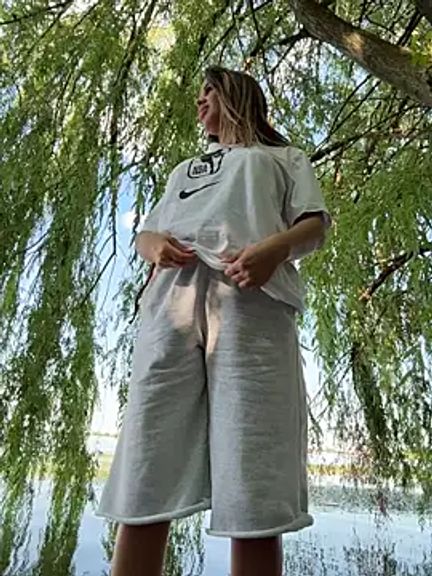 KirstieVegas