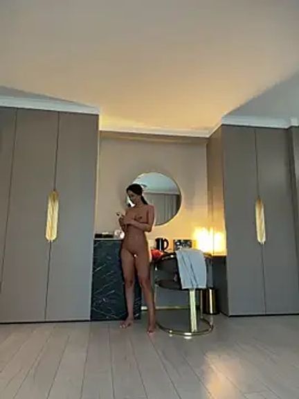 KirstieVegas