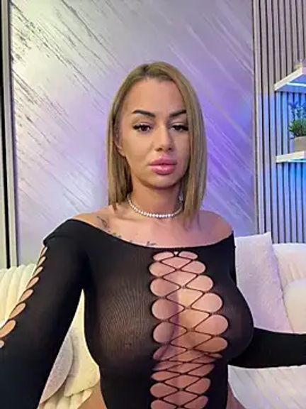 KirstieVegas
