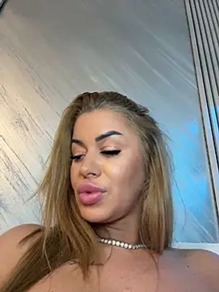 KirstieVegas