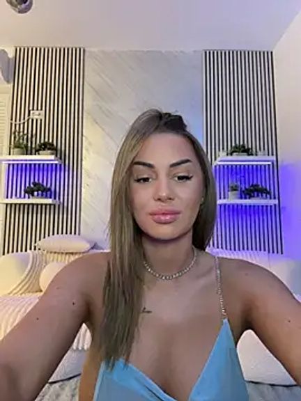 KirstieVegas