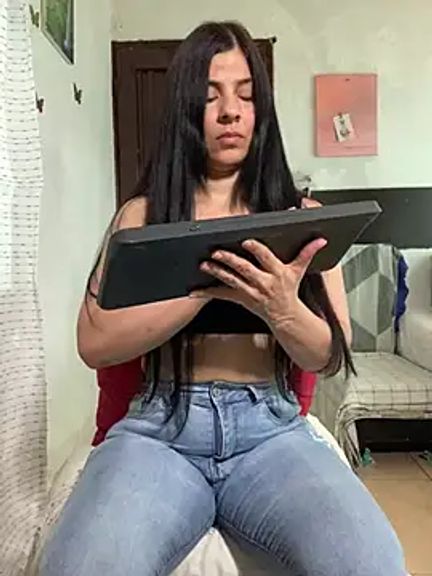Estefani_32