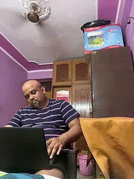 Dick_6inches_Delhi