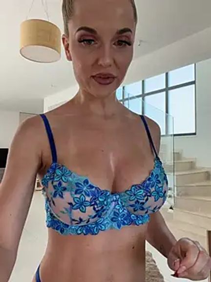 JayJayPink