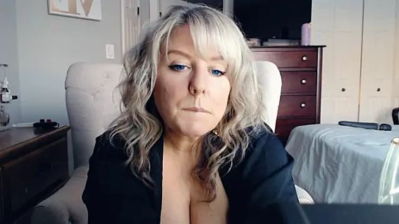 Sweet_little_jj18