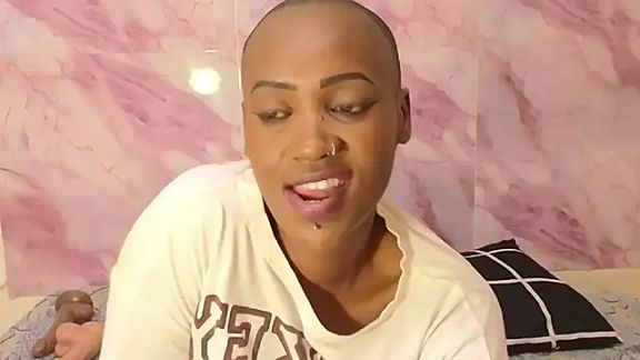 EbonyOlive69