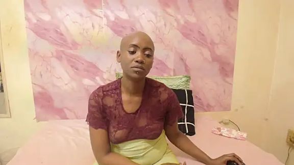 EbonyOlive69