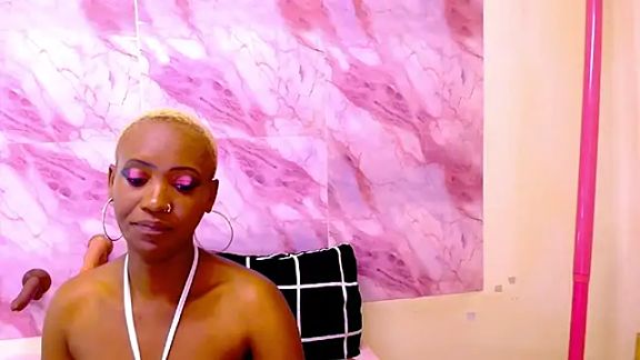 EbonyOlive69
