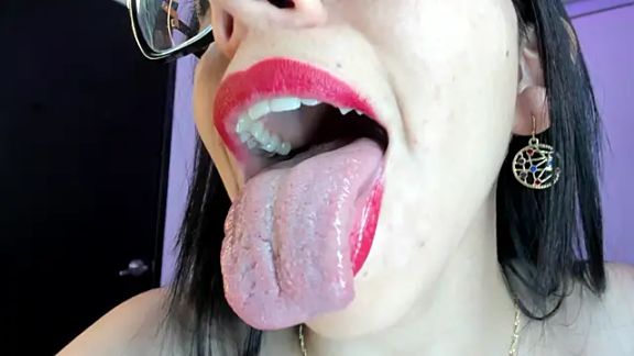 Katty_mouth