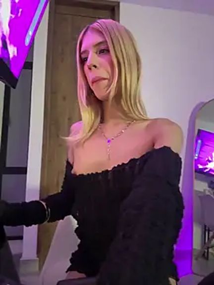 Courtney_gonet