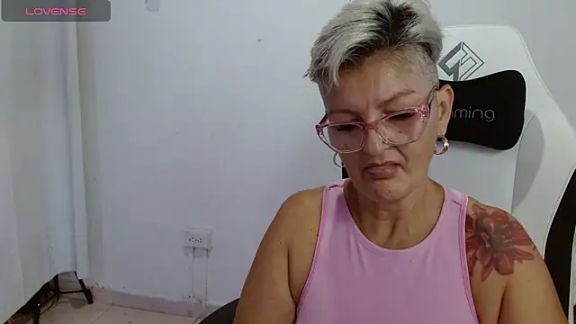 bety-cum2
