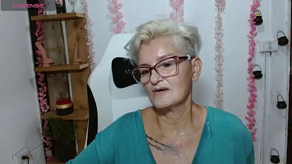 bety-cum2