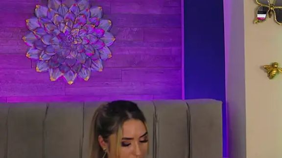 LoraDevine