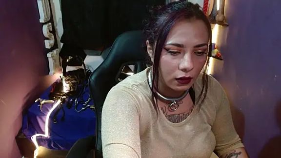 Alexa_Slavehot777