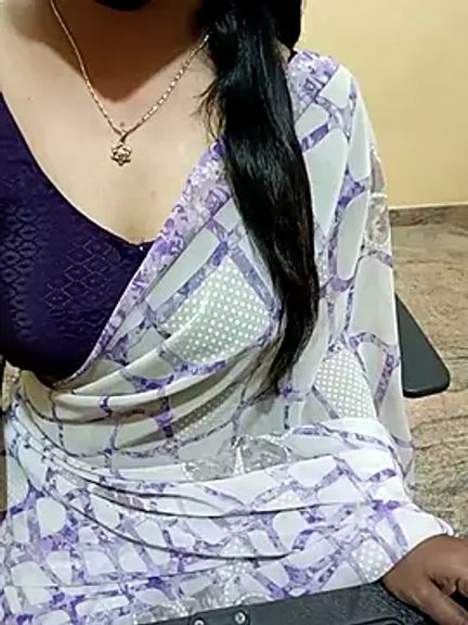 Pooja-05