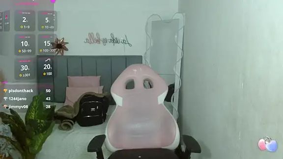 saaya_tay