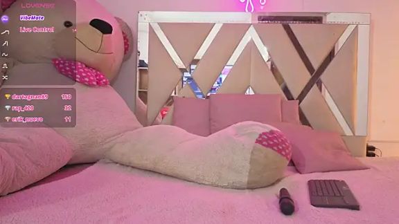 saaya_tay