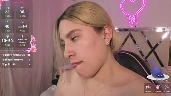 saaya_tay