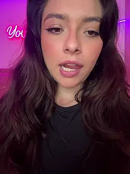 Yovng___Lau