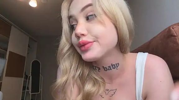 hanna_cry_baby