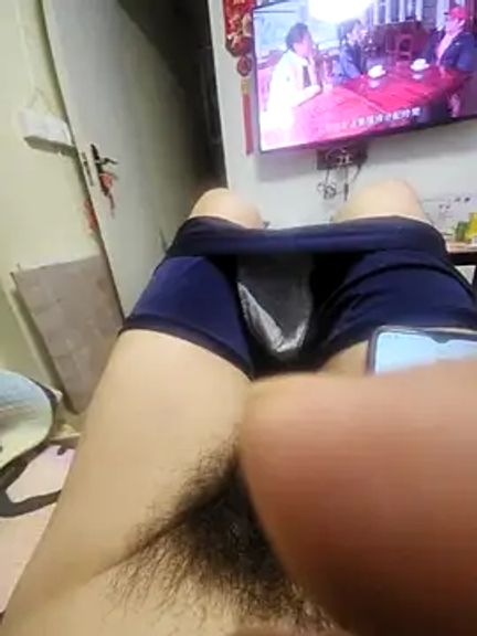 2tomka52052sex