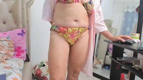 MatureHorny_70