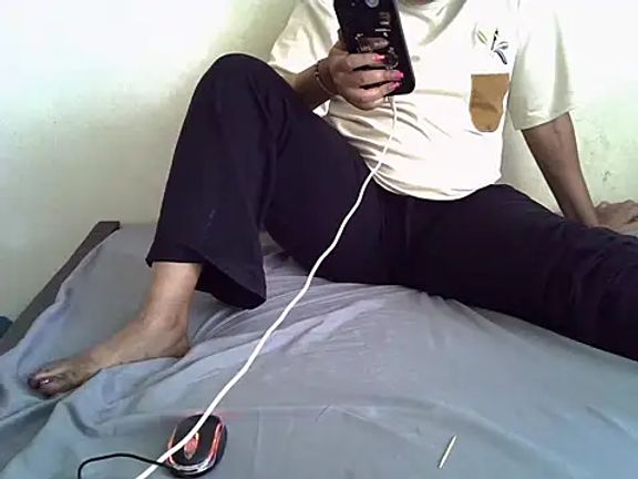 Crystal__Gee