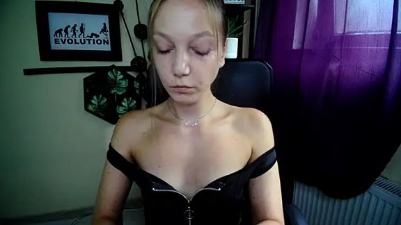 EmillyPlay