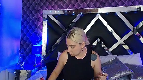 victoriaa_lee_