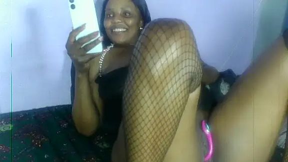 CurvyLara