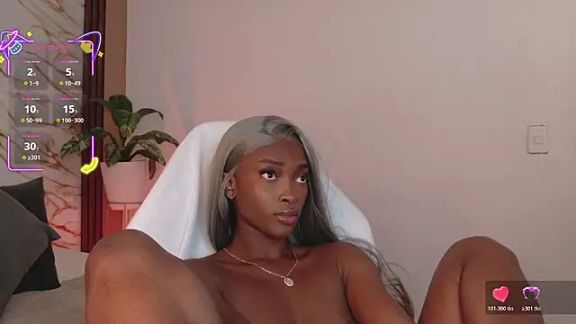 ahvi_ebony