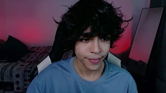 Alan26_