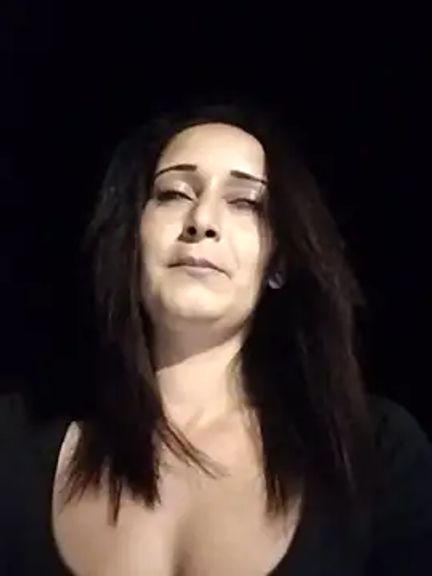 Alina03210