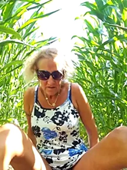 HotWifeLyn68