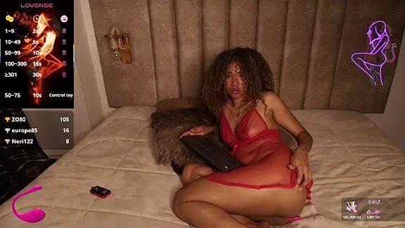 rihanna_brooks