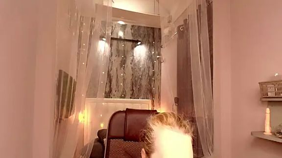 Karen_Villis