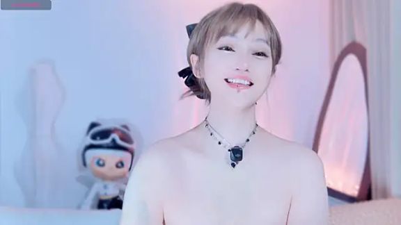 Yr_kitten_333