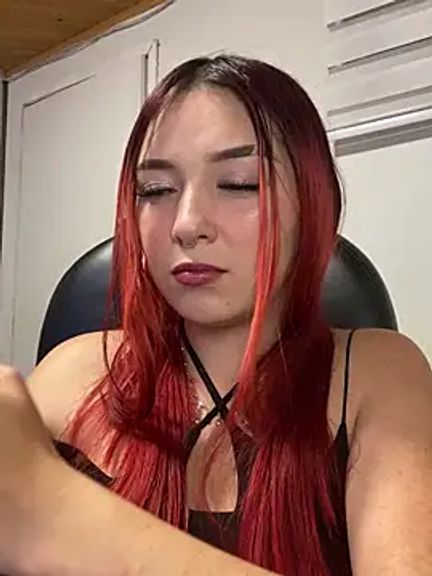Karen18_boobs