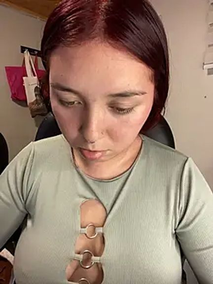 Karen18_boobs