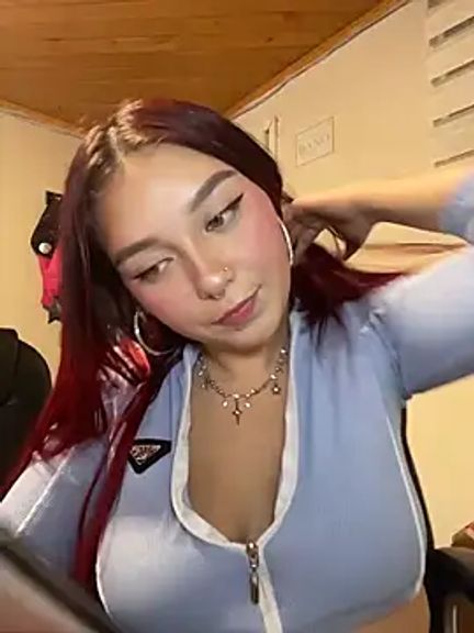 Karen18_boobs