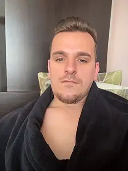 Huge_cock22cm