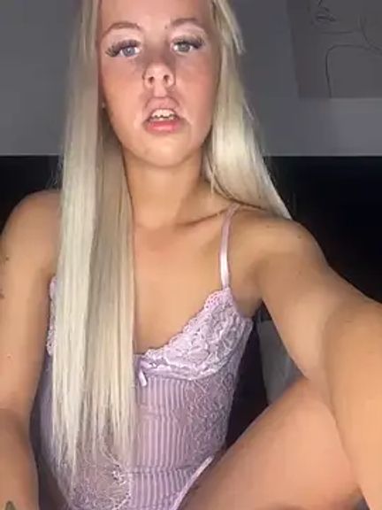 Blondebabee_x