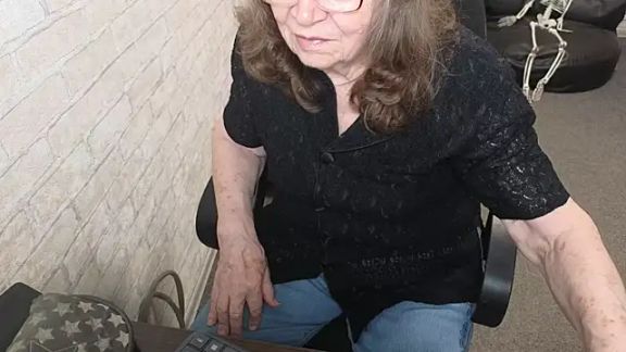 Betty_Brick