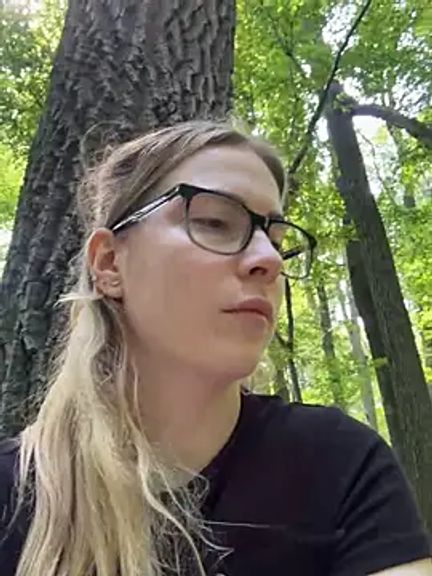 KissMissAngela
