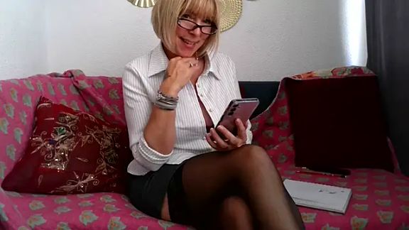 ClassyNAWTYBritMILF