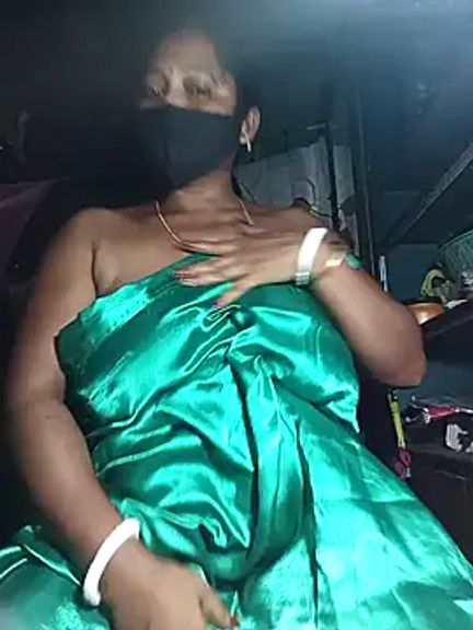 Nude-Priya2