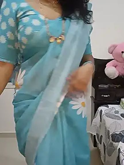 Urmila_kannada_telugu