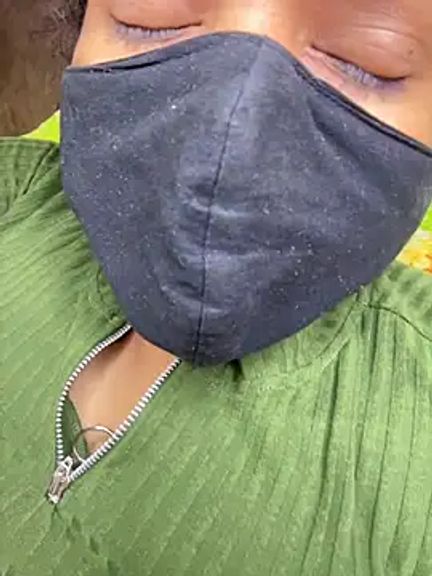 Hot-AngoriBhabhi