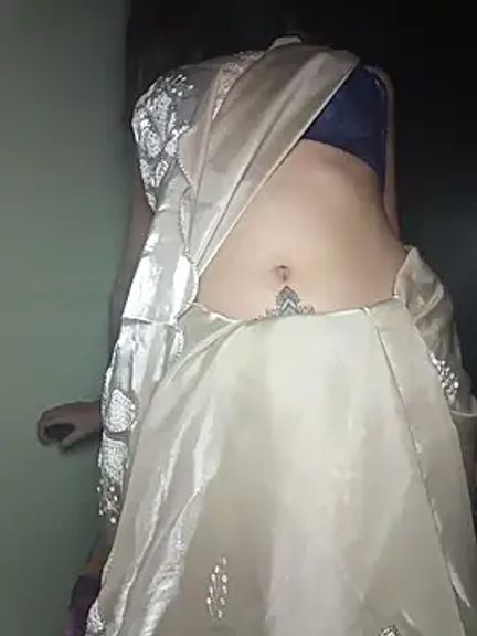 Isha_Sax